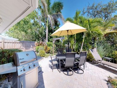 Three Bedroom Rental Home Anna Maria Island with Pool